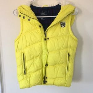 American eagle puffer vest s